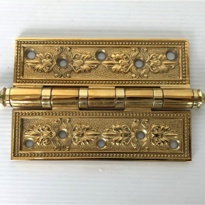 Bản lề lá bằng đồng mạ PVD Hoa Văn Đài Hoa