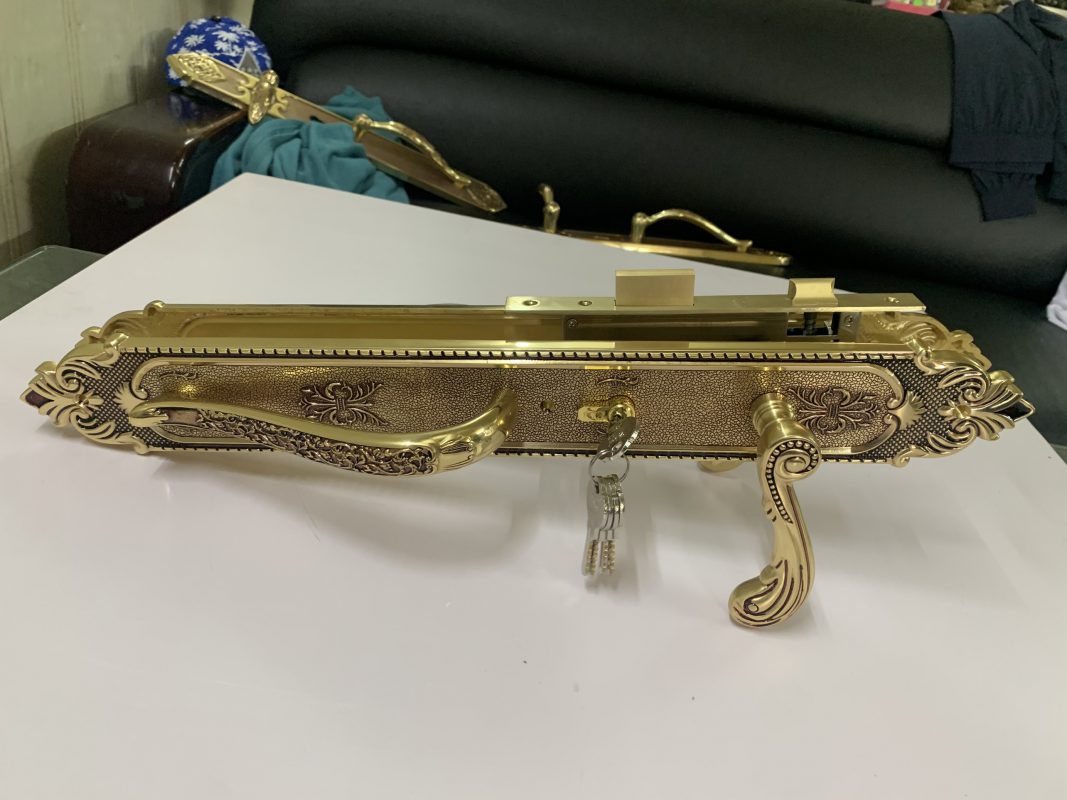 KHÓA CỬA VIỆT