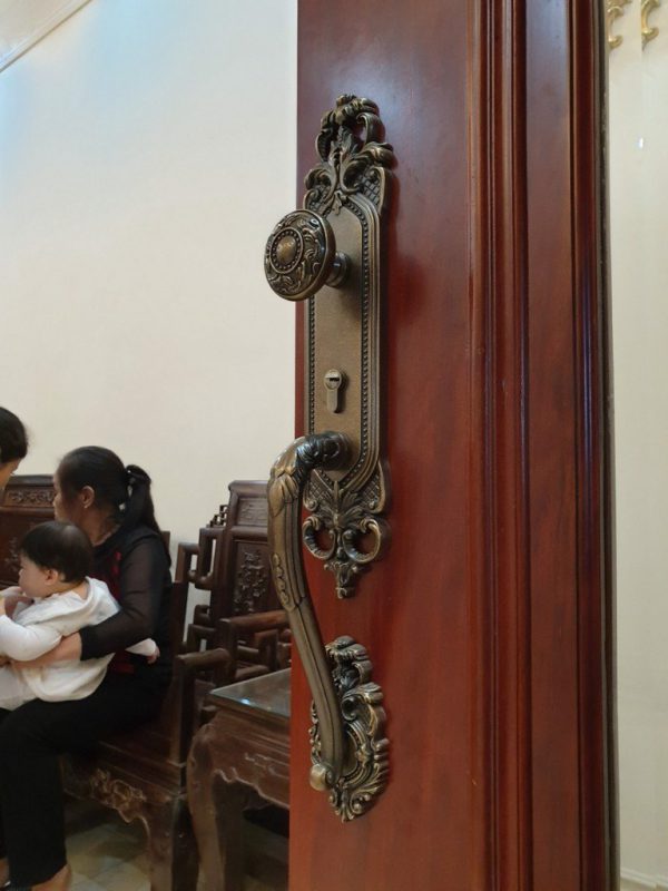 KHÓA CỬA VIỆT