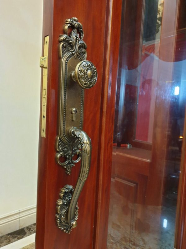 KHÓA CỬA VIỆT