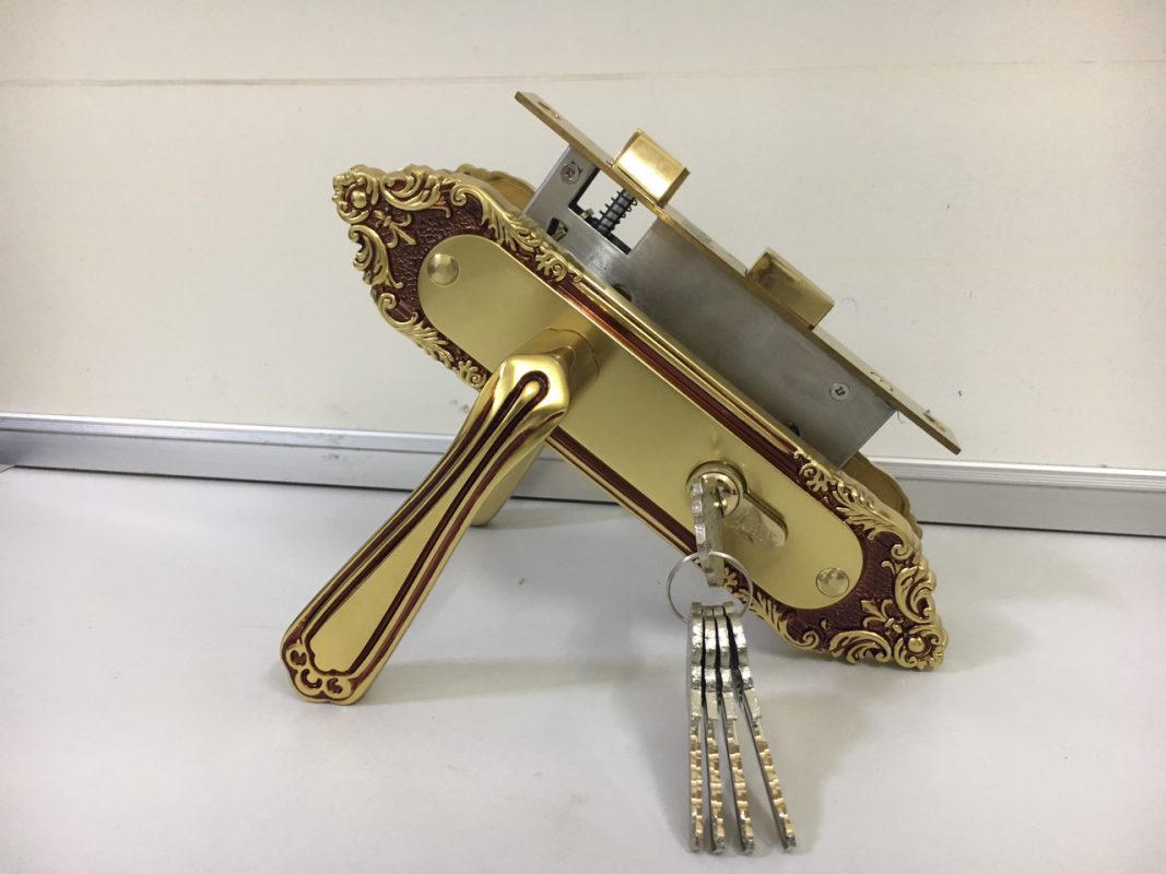 KHÓA CỬA VIỆT
