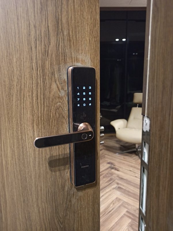 KHÓA CỬA VIỆT