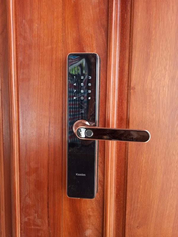 KHÓA CỬA VIỆT