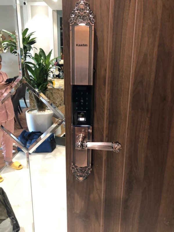 KHÓA CỬA VIỆT